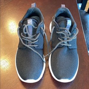 Women’s Nike Sneaker